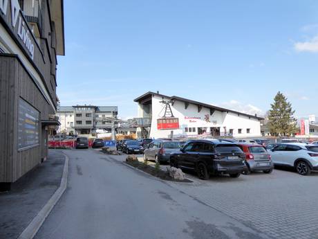 Kitzbühel: Anfahrt in Skigebiete und Parken an Skigebieten – Anfahrt, Parken KitzSki – Kitzbühel/Kirchberg