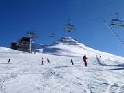 Leichte Piste an der 8er-Sesselbahn Familienglück