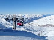 Funitel Thorens - 40er Funitel - windstabile Gondelbahn mit zwei parallelen Förderseilen in weitem Abstand