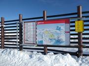 Pistenplan an der Bergstation mit Informationen zum Pistenstatus