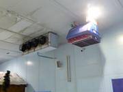 Kühlung und Schneeproduktion an der Hallendecke