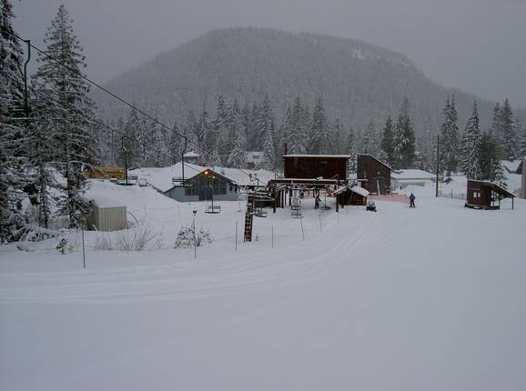 Summit Pass - 2er Sesselbahn fix geklemmt