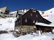 Hochalmblick an der Mittelstation im Skigebiet