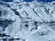 Zürserseebahn - 4er Hochgeschwindigkeits-Sesselbahn (kuppelbar) mit Abdeckhauben und Sitzheizung