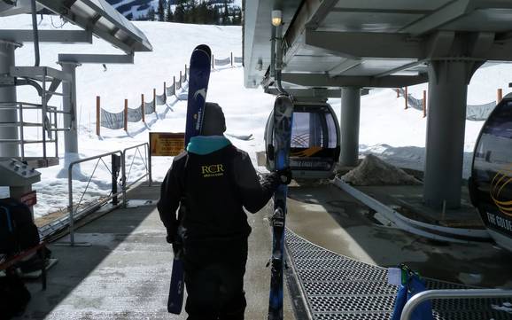 Columbia-Shuswap: Freundlichkeit der Skigebiete – Freundlichkeit Kicking Horse – Golden