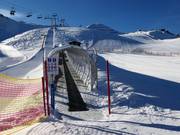 Förderband Übungwiese Berg 2 - Förderband/Zauberteppich mit Überdachung