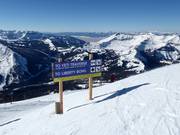 Start der extrem schweren Pisten am Lone Mountain
