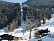 4er Sesselbahn Astberg - 4er Hochgeschwindigkeits-Sesselbahn (kuppelbar) mit Abdeckhauben
