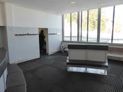 Gepflegter Toiletten- und Wartebereich in der Olympiabahn Talstation