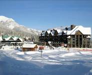 Glacier Mountaineer Lodge