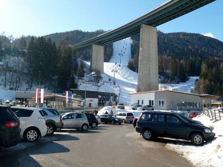 Wipptal: Anfahrt in Skigebiete und Parken an Skigebieten – Anfahrt, Parken Bergeralm – Steinach am Brenner