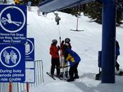 Beim Schlepplift wird immer der Bügel gereicht