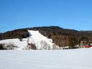 Blick auf das Skigebiet Åslia Skisenter