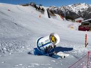 Schneekanone im Skigebiet Cerler