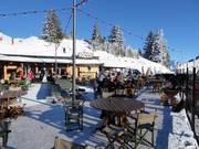 Sonnenterrasse Rocco Cantina Italiana am Roc d´Orsay (Villars)