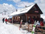 Auf halber Höhe: Hütte an der Pointe du Corbier