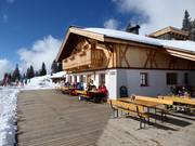 Hochfeldern Alm im Gaistal