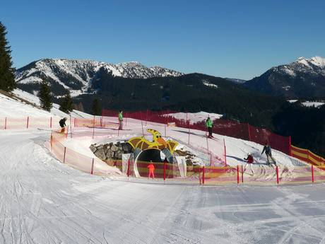 Familienskigebiete Traunstein – Familien und Kinder Steinplatte Winklmoosalm – Waidring/Reit im Winkl