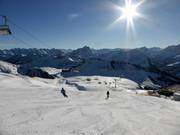 Leichte Piste 6 oben im Skigebiet