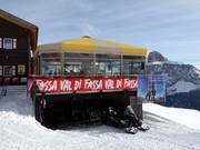 Schirmbar Des Alpes am Col Rodella