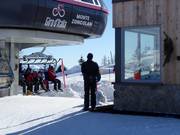 Aufmerksames Personal