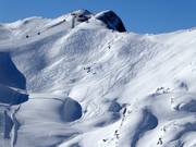 Tiefschneespuren an der Gipfelbahn