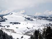 Die sanften Hänge des Mont Bisanne und Les Saisies