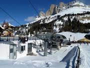 Pra di Tori - 4er Hochgeschwindigkeits-Sesselbahn (kuppelbar) mit Abdeckhauben