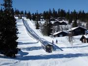 Überdachtes Förderband als Zubringer im Høyfjellssenter