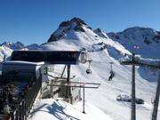 Zwerenalpbahn - 6er Hochgeschwindigkeits-Sesselbahn (kuppelbar) mit Abdeckhauben