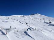 Pisten und Snowpark an der 8er-Sesselbahn Familienglück