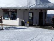 Abfalleimer im Skigebiet