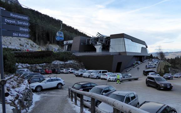 Seiser Alm: Anfahrt in Skigebiete und Parken an Skigebieten – Anfahrt, Parken Seiser Alm (Alpe di Siusi)