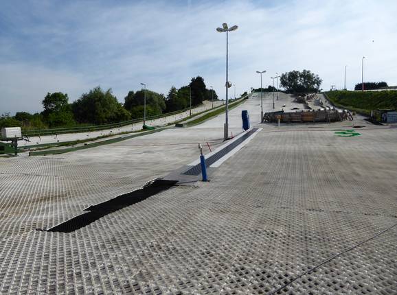 Blick auf das Trockenskigebiet Nieuwegein