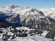 Blick vom Hochjoch zum Skigebiet Kristberg