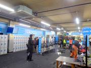 Umkleideraum und Schließfächer