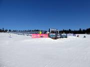 Panorama Park mit leichten Pisten am Gipfel Černá hora