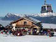 Typische Hütte im Grand Massif Skigebiet
