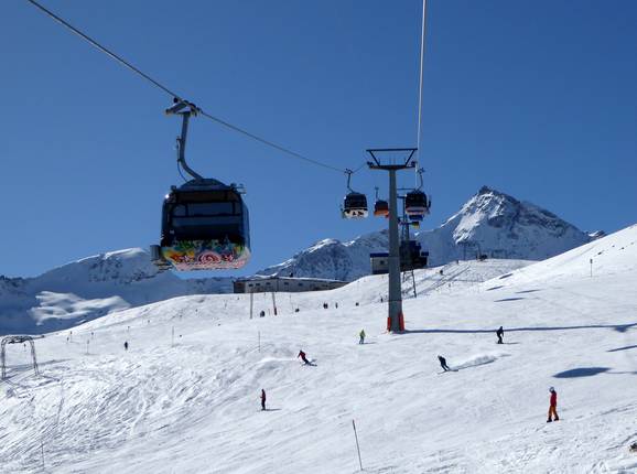 Tanatzhöhi - 8er Gondelbahn (Ein-Seil-Umlaufbahn)