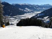 Längste beschneite Talabfahrt im Zillertal nach Fügen