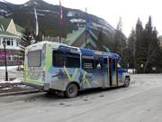 Shuttlebusse von Banff ins Skigebiet Mt. Norquay