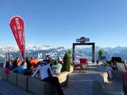 Im Albergo gibt es die höchste Martini-Bar Europas