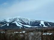 Blick auf das Skigebiet Tomamu