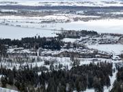 Blick auf die Unterkünfte im Teton Village