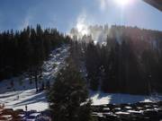 Parkplätze mit Vierersesselbahn