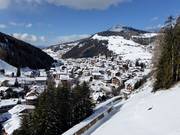 Blick auf die Unterkünfte in Wolkenstein