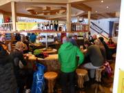 Schnaps-Bar auf der Grubighütte