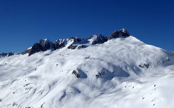 Größtes Skigebiet im Gotthardmassiv – Skigebiet Andermatt/Oberalp/Sedrun