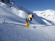 Leistungsfähige Schneekanone im Skigebiet Serfaus-Fiss-Ladis