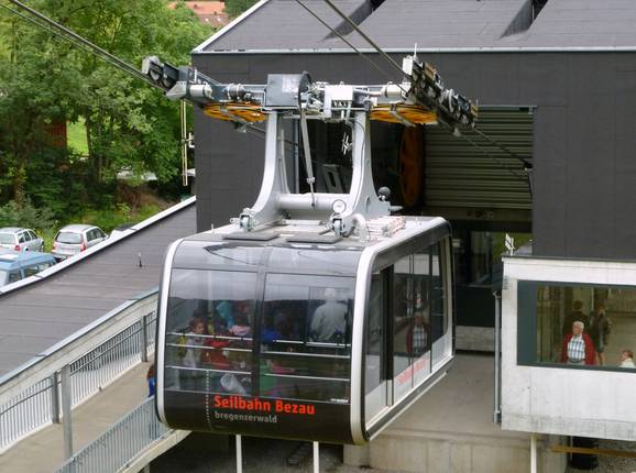 Sonderdachbahn - 60er Funifor - windstabile Kabinen-Seilbahn mit breiter Seilführung